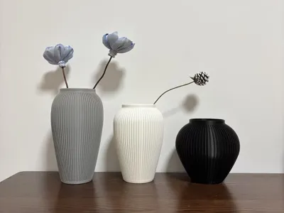 Art Vertical Stripe Vase Set
