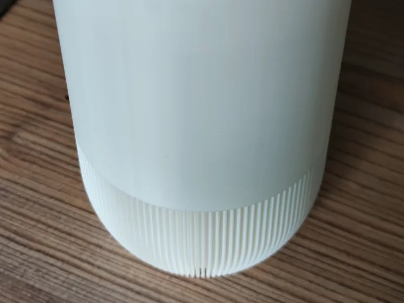 Vase Gitti linear klein
