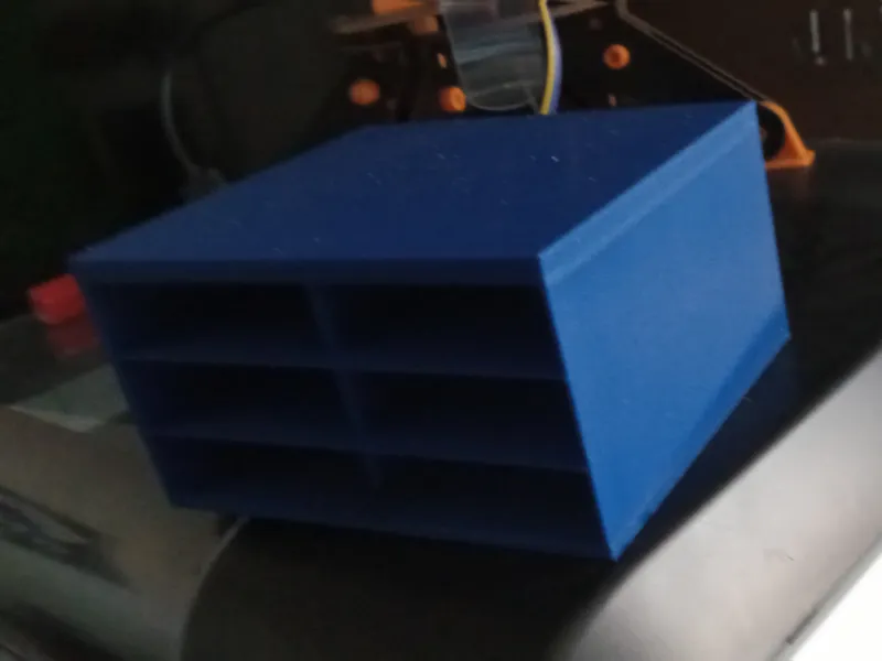 Battery charger for hackpacks Lion batterysto