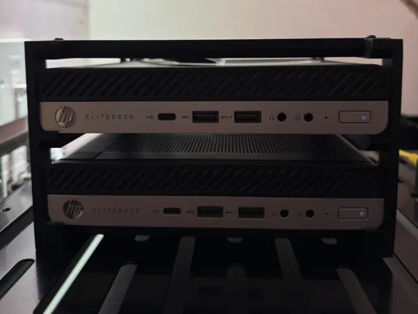 Mini rack HP EliteDesk pour 2 appareils