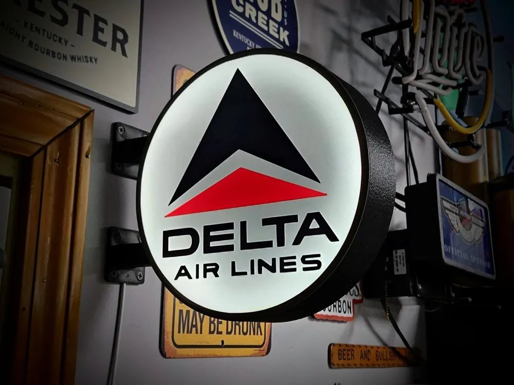 DELTA Airlines - 2-Sided Station Lightbox Sign - Free 3D Print Model ...