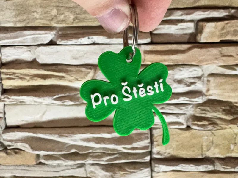 Four-leaf clover keychain