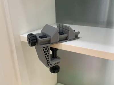 Small Vise (No Hardware, Sturdy and Durable)