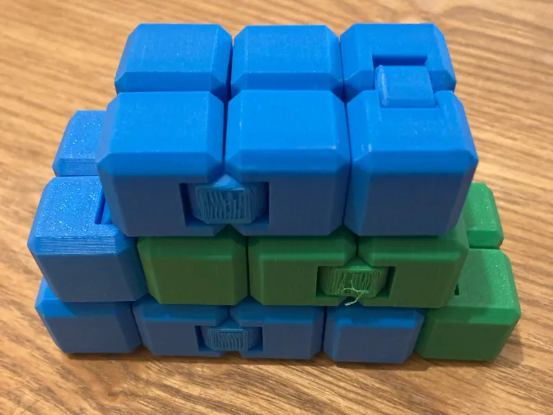 fidget cube (stackable)