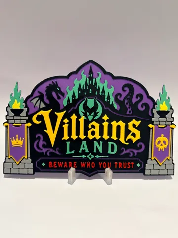 Letrero o emblema decorativo: Disney Villains Land Inspired Sign — vista de referencia 2