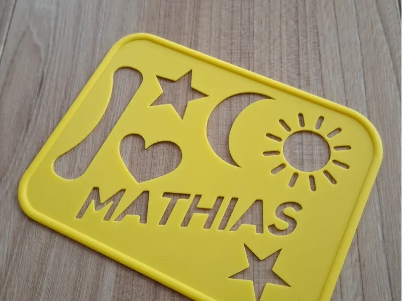 STENCIL PER DISEGNO CON NOME E FORMINE 