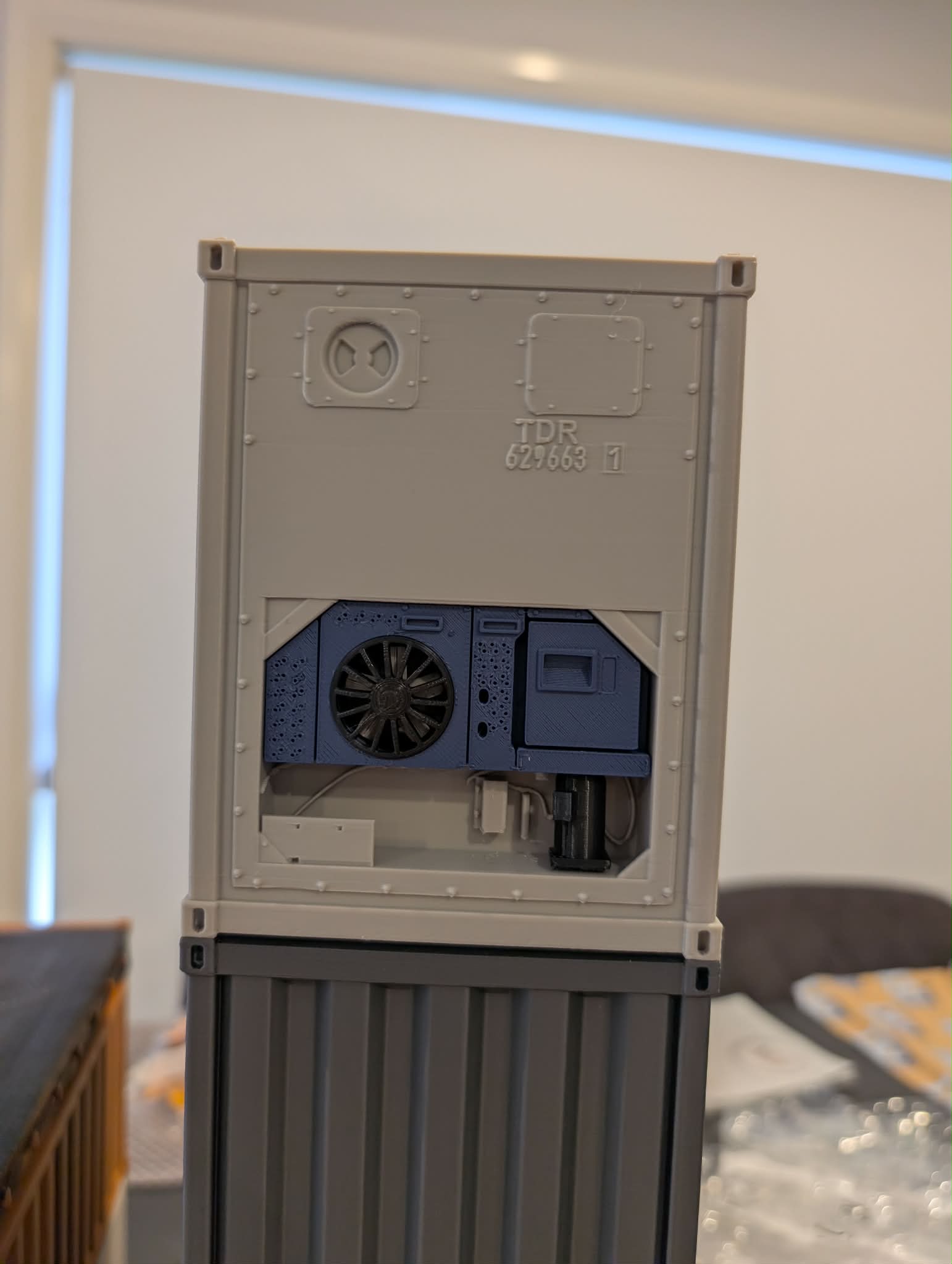 Miniatura 4 do modelo 3D stackable high cube reefer shipping container
