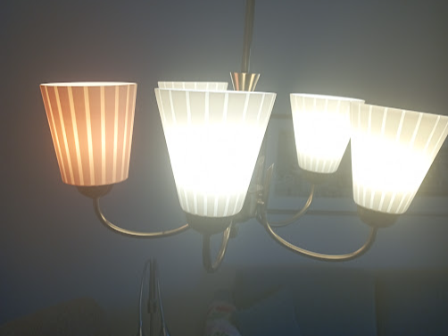 Lampskärm tänkt till 5-armad taklampa