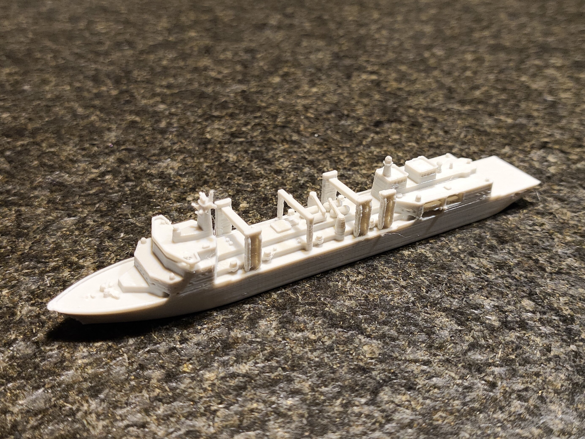 Miniatura 1 do modelo 3D 901型综合补给舰 1:2000