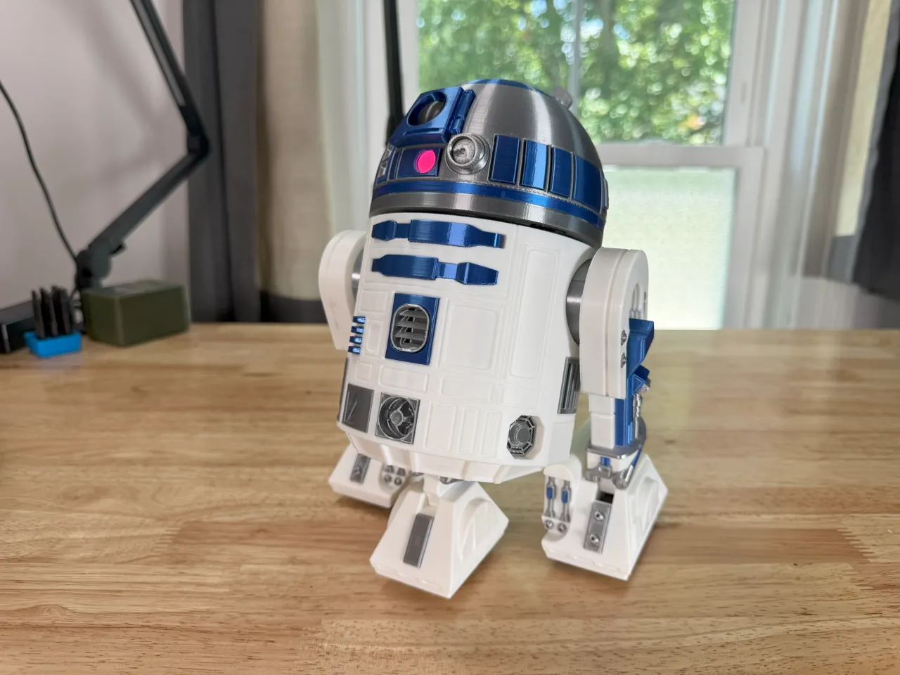 Build-A-Droid: CyberBrick based robot kit view 3