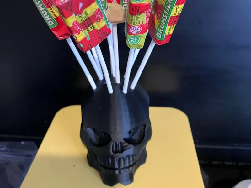 Skull lollipop holder