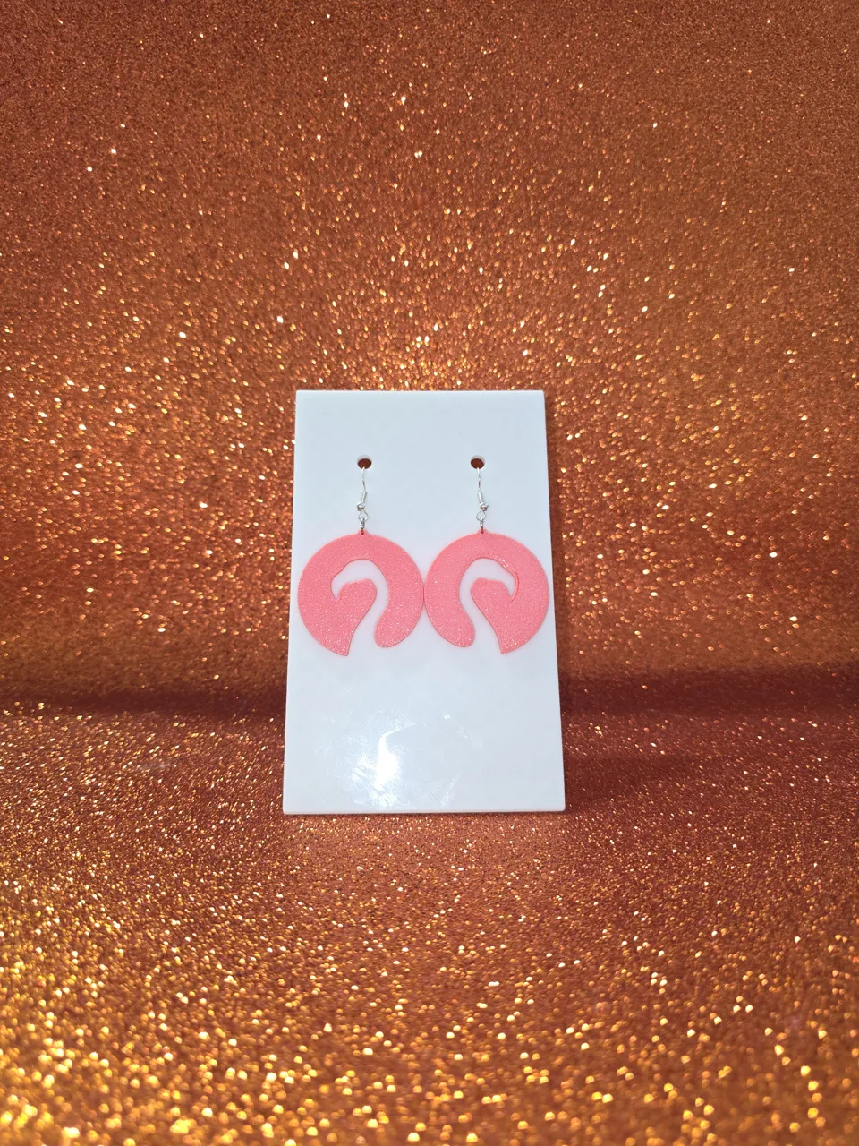 Flamingo in the circle earrings view 2