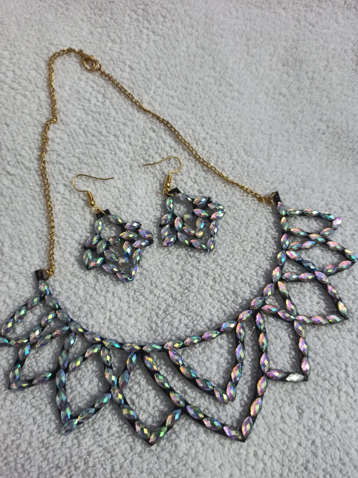 Lightweight Traditional Lotus Necklace Earrings view 2