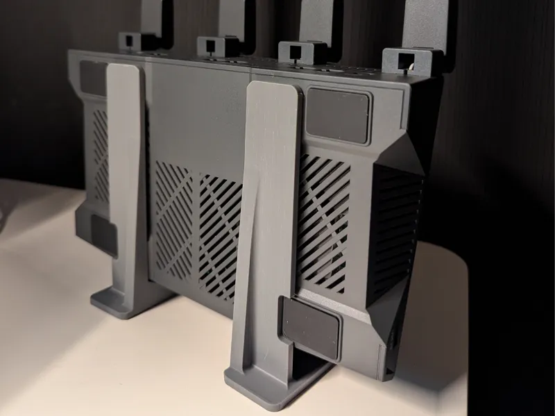 GL.iNet Flint 3 router legs / stand / holder