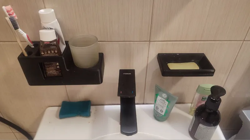 Set of shelves for the sink