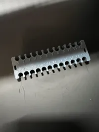 Guide de câbles Ethernet pour panneau de brassage 24 ports — photo 2