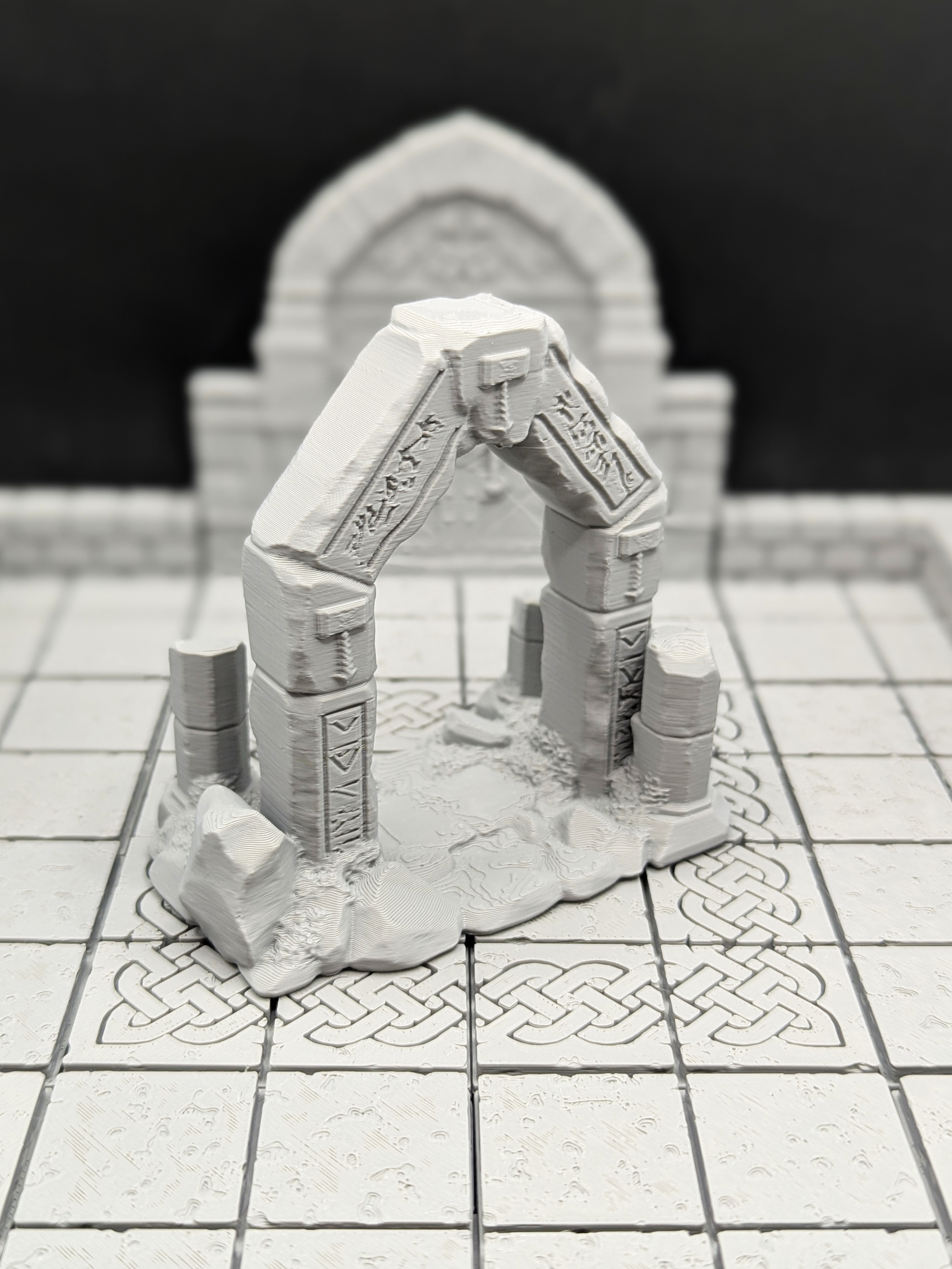 Ancient Dwarven Arch (supportless) - angeled — 2