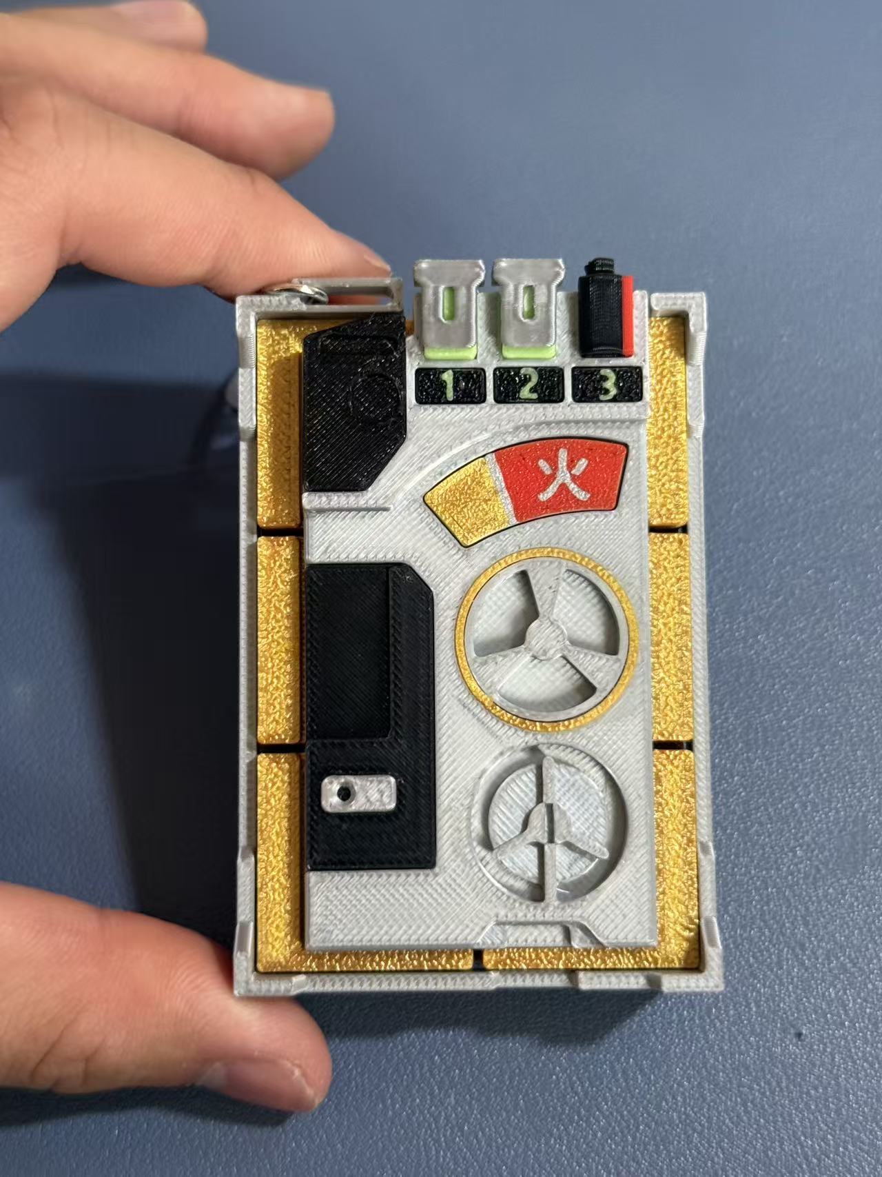 Miniatura 2 do modelo 3D 三角洲行动威龙凌霄戍卫红皮C4