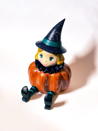 Pumpkin Witch Girl - Halloween Decoration