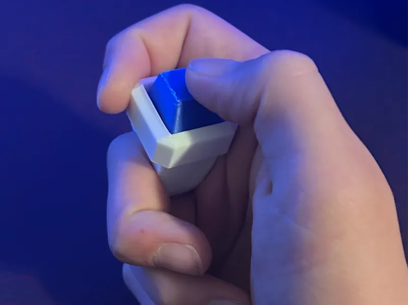 Keyboard Ring Fidget
