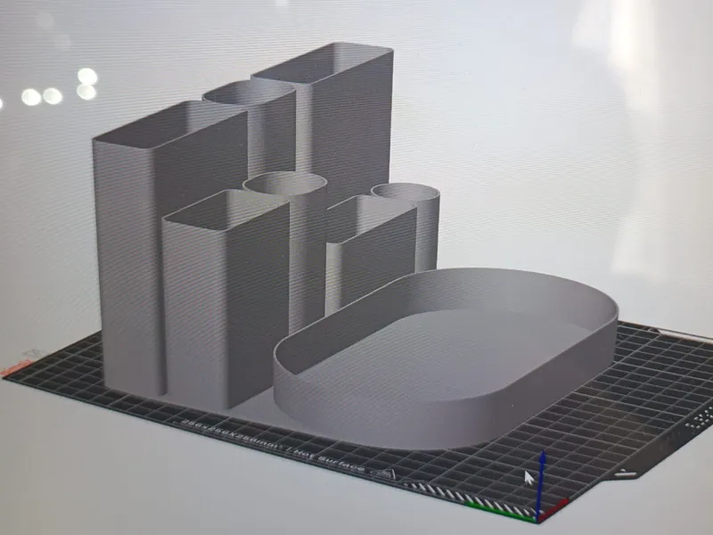 Desk organizer