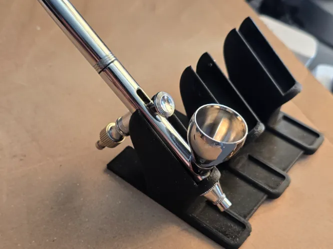 tripple airbrush holder