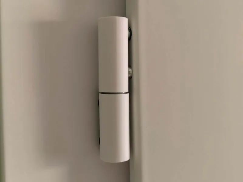 Erkado hinge cap