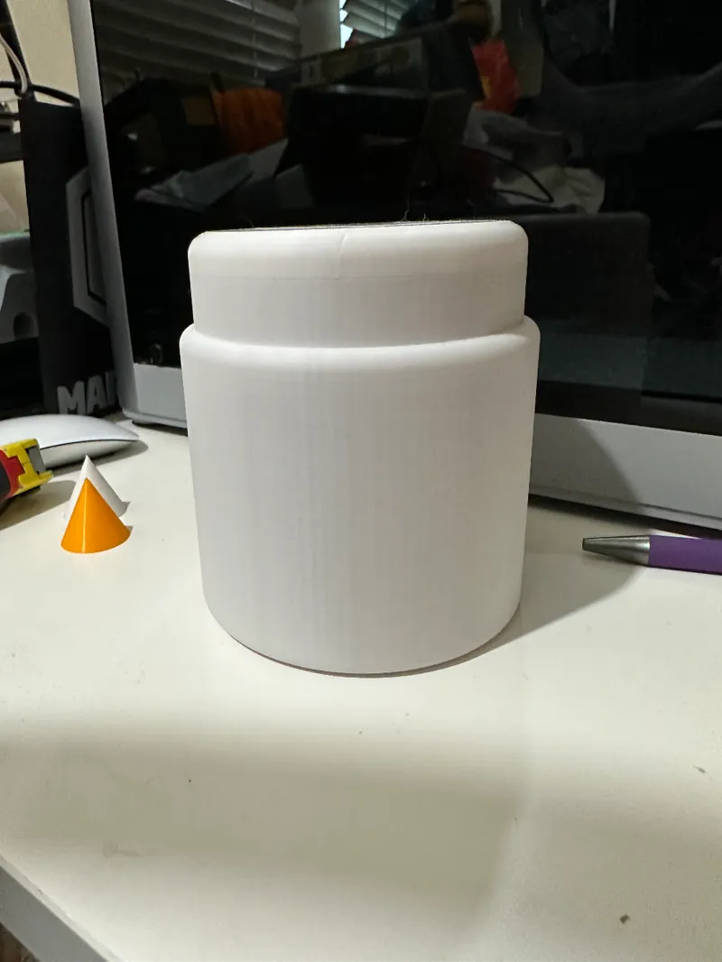 Threaded Container