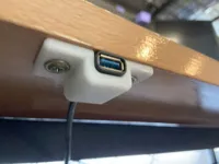 Port USB à fixer sous le bureau — photo 2