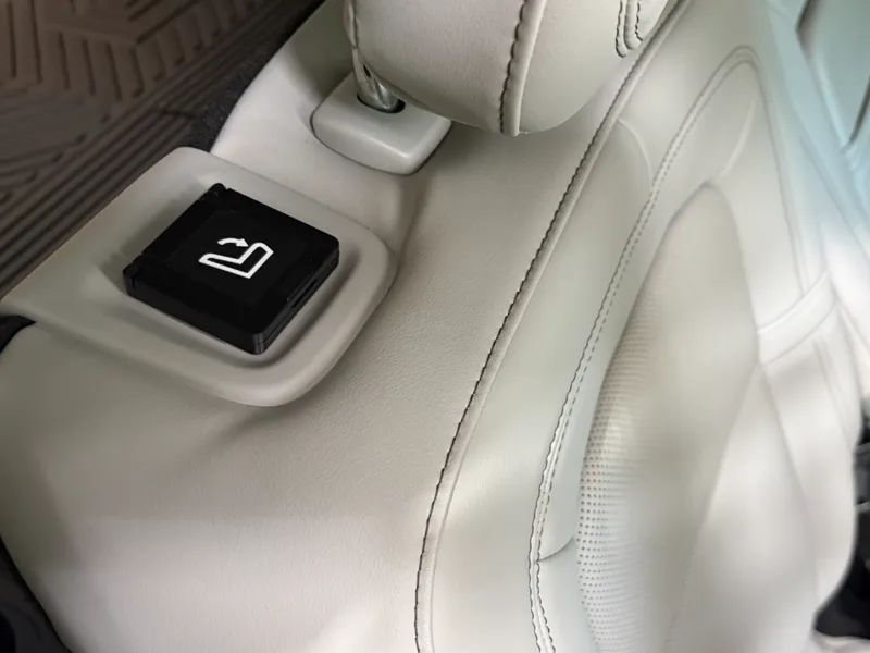 Lincoln Aviator 2nd Row Seat Switch Button Cover