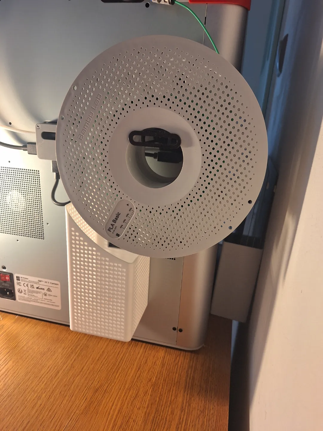 Poop bucket for X1/P1 with spool. No screws/magnet view 4