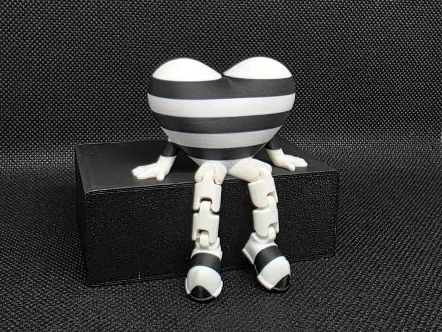 Articulated Flexi Prisoner Heart Buddy - Free 3D Print Model - MakerWorld