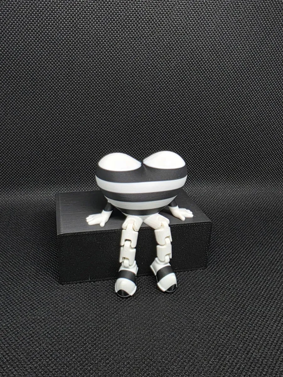 Articulated Flexi Prisoner Heart Buddy - Free 3D Print Model - MakerWorld