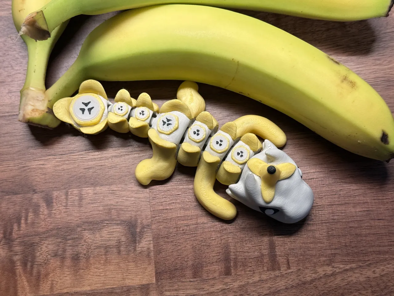 Baby Articulated Banana Dragon - By Vixvvo3D view 2
