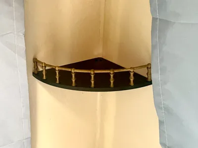 railing for corner shelf