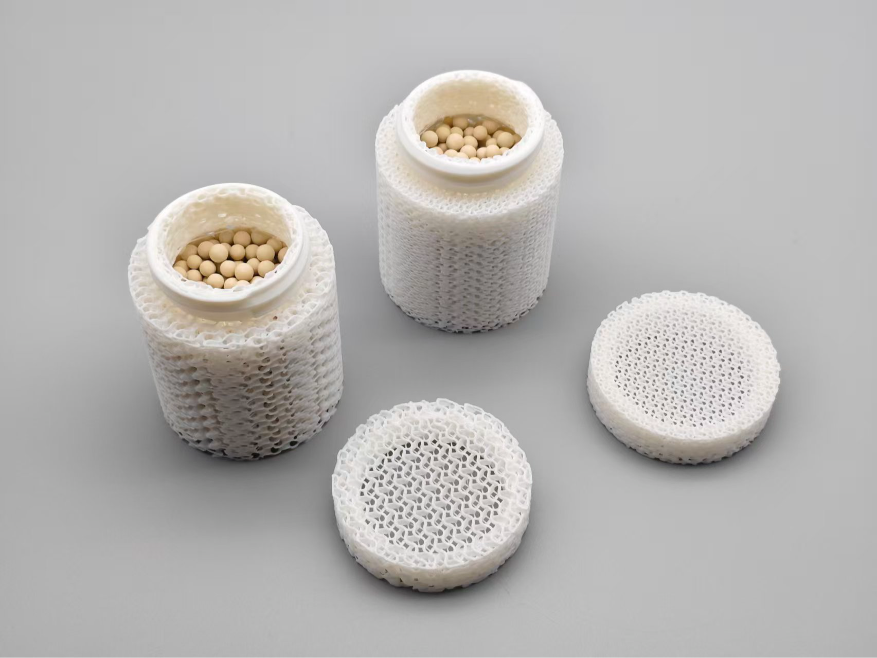 Miniatura 1 do modelo 3D 透视多孔收纳瓶