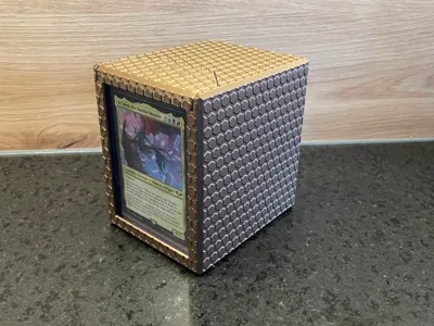 MTG Commander Deckbox (magnetic lid and showcase)
