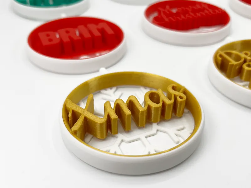 Customizable Christmas ornament
