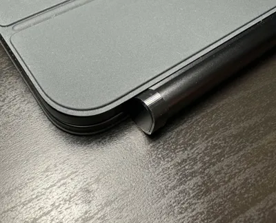 Feet for iPad Magic Keyboard hinge