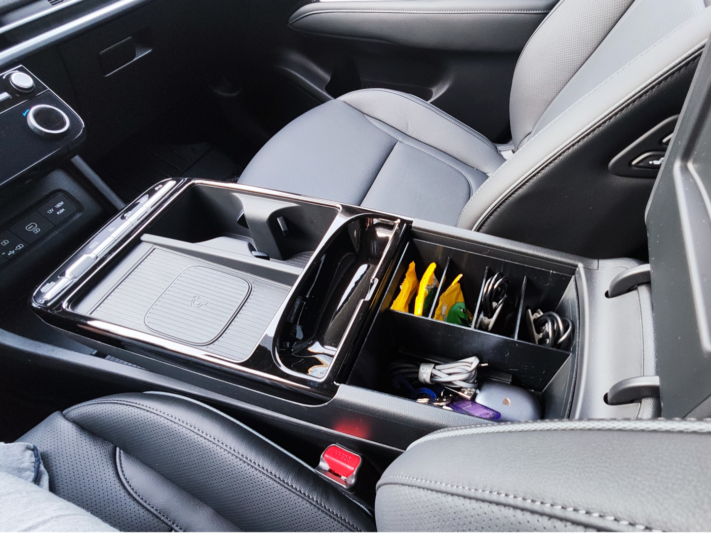 Hyundai Tucson NX4 2025 / 2026 Armrest Organizer