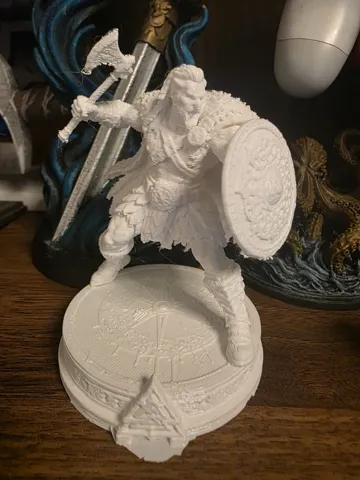 Soporte: Eirik Bloodshield — vista de referencia 3