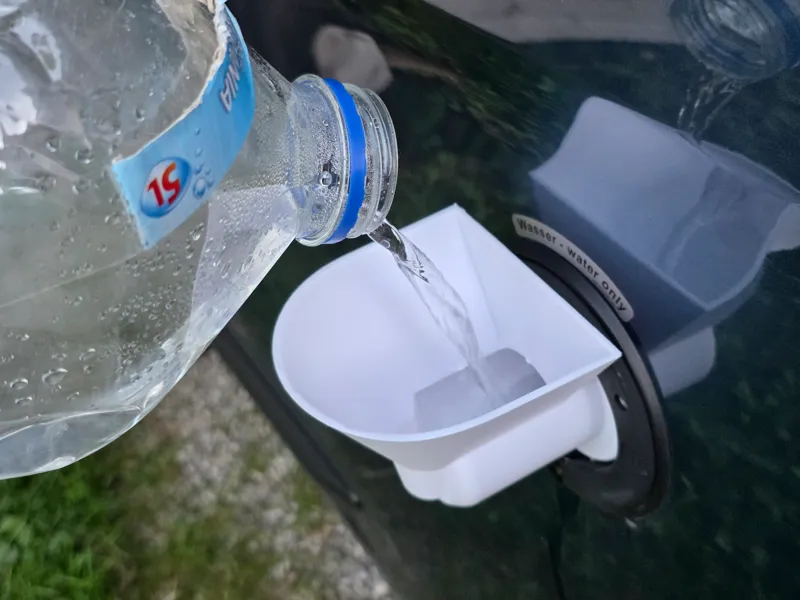 Wasser Einfülltrichter für Camper und Wohnmobile