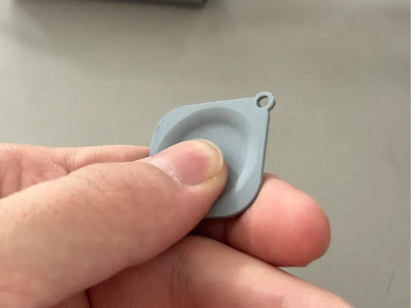 Fidget keychain finger rubbing