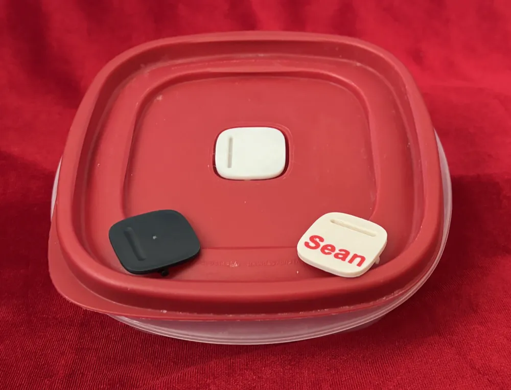 Plug In Container Label Rubbermaid Vented Container Plug (w/ labels) by Sean RyleMakerWorld ...