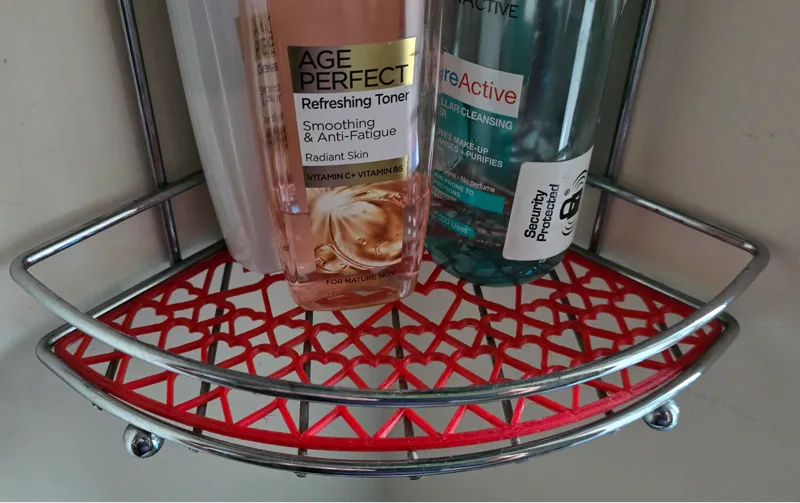 corner shelf insert