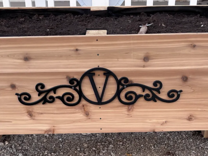 ORNATE SCROLL COUNTRY FARMHOUSE CHANGEABLE INITIAL