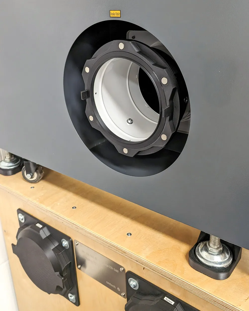 Magnetic duct connection for 150mm / 6 inch Hoses by kerngebiet ...