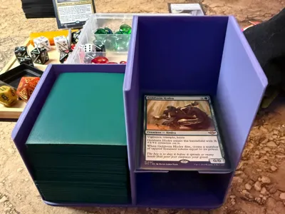 MTG Deckholder 100 Sleeved Cards