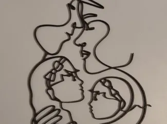 Decorazione murale - abbraccio famiglia line art