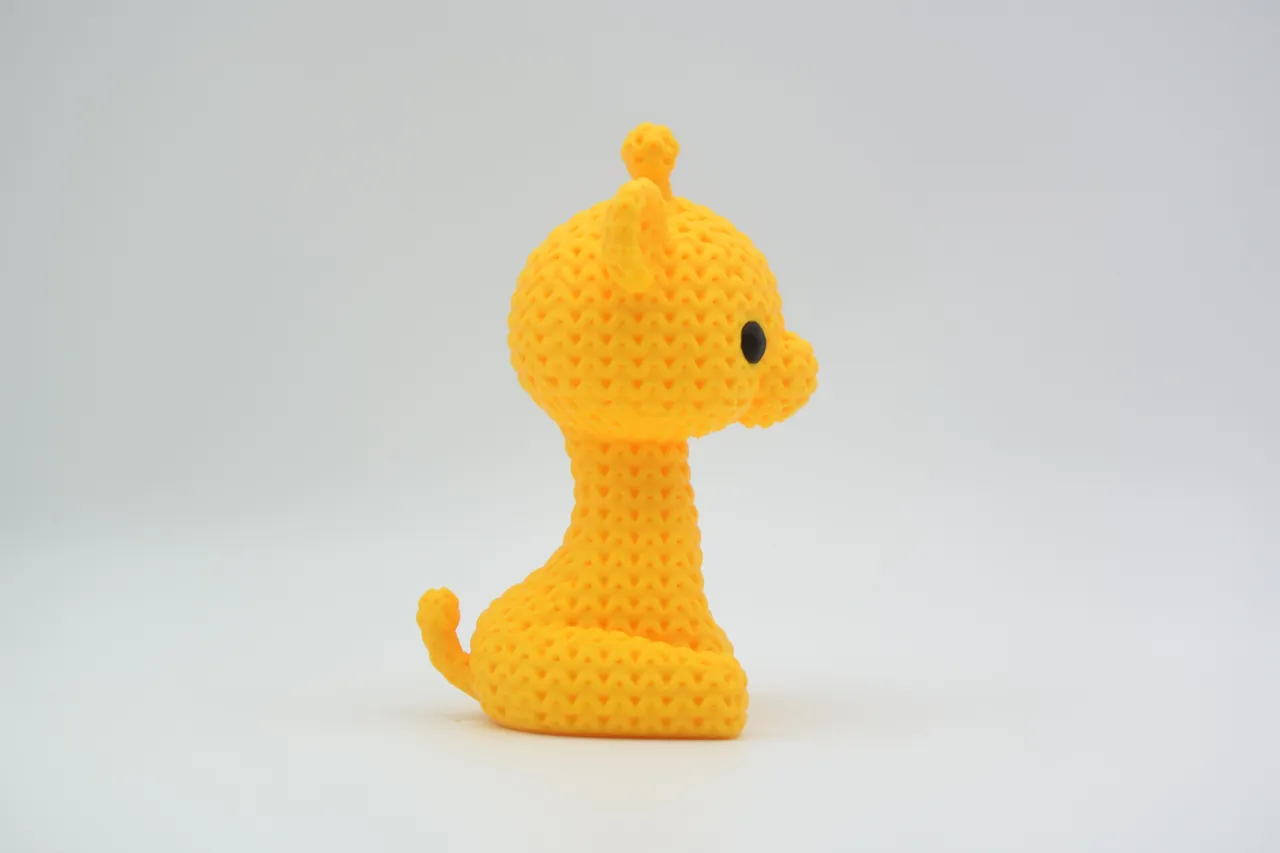 Knitted Giraffe view 3